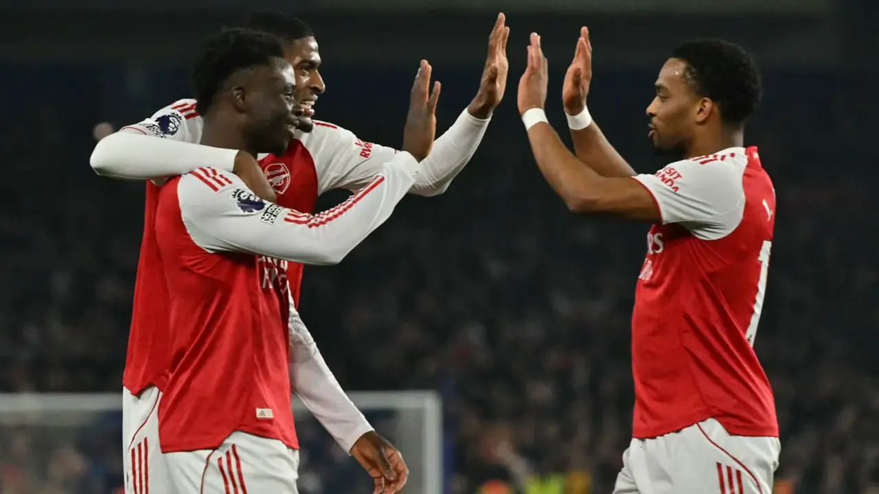 توقيت مواجهة أرسنال وليفركوزن في دوري أبطال أوروبا وقائمة القنوات الناقلة للقاء